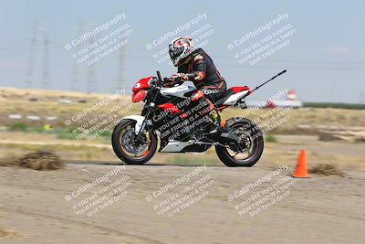 media/Sep-01-2025-Lets Ride (Mon) [[4370d11284]]/B Group/1220pm (Wheelie Bump)/